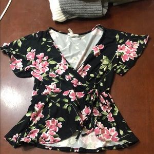 Cute floral top